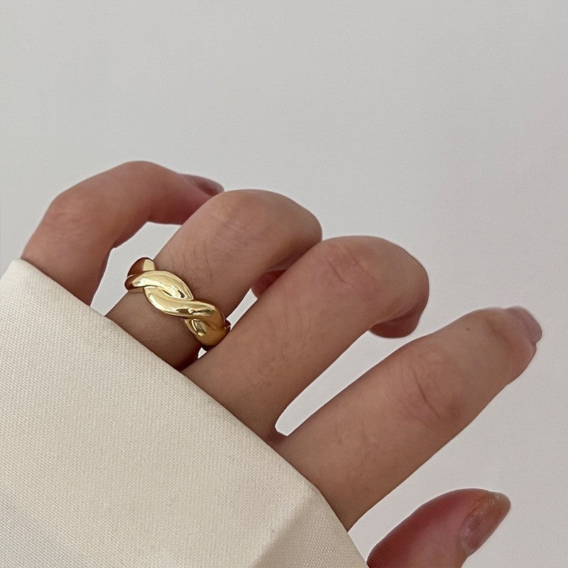 Female High Sense Graceful Fashionable Index Finger Rings