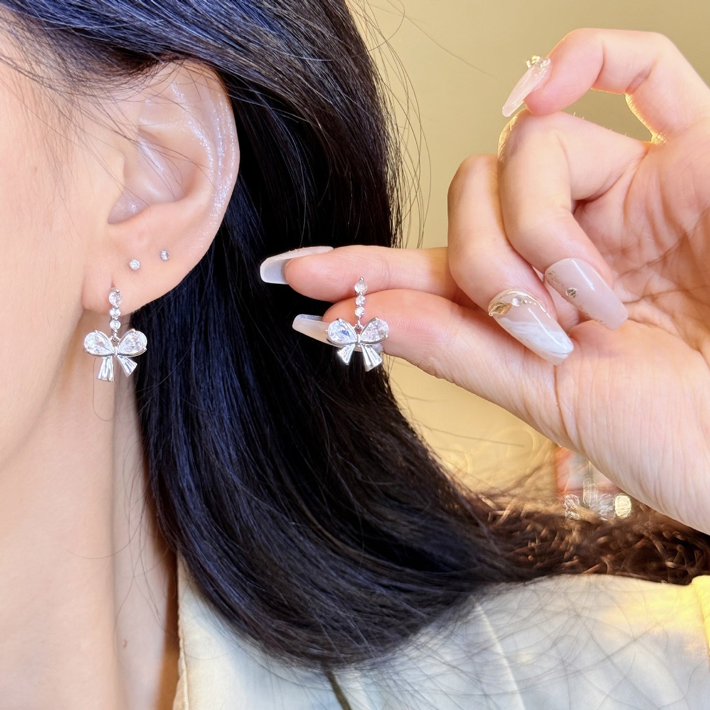 Zircon Niche Design Advanced Light Luxury Stud Earrings