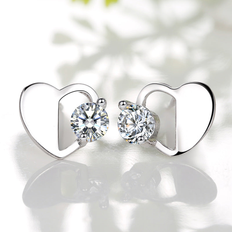 With You In Mind Female Heart-shaped Earrings