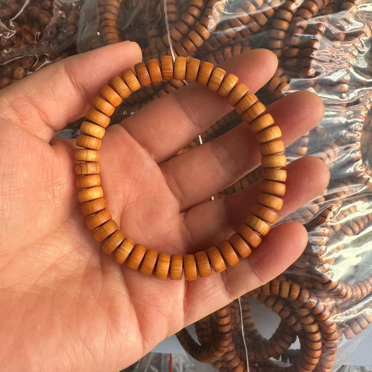 Black Oil High Density Wooden Prayer Beads Gentiana Pattern Bracelet