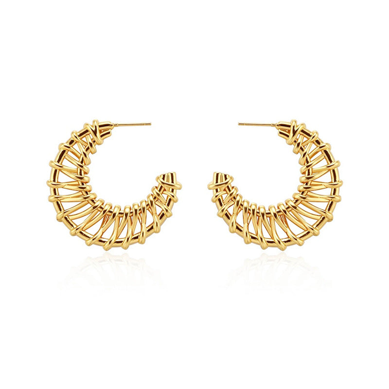 Women's Simple Temperamental Light Luxury High-grade Crescent Earrings