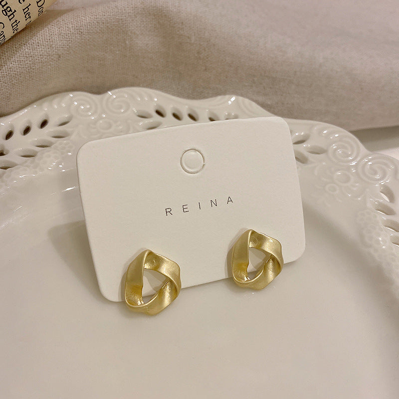 Pearl High-grade Butterfly Ear Clip Fashionable Earrings