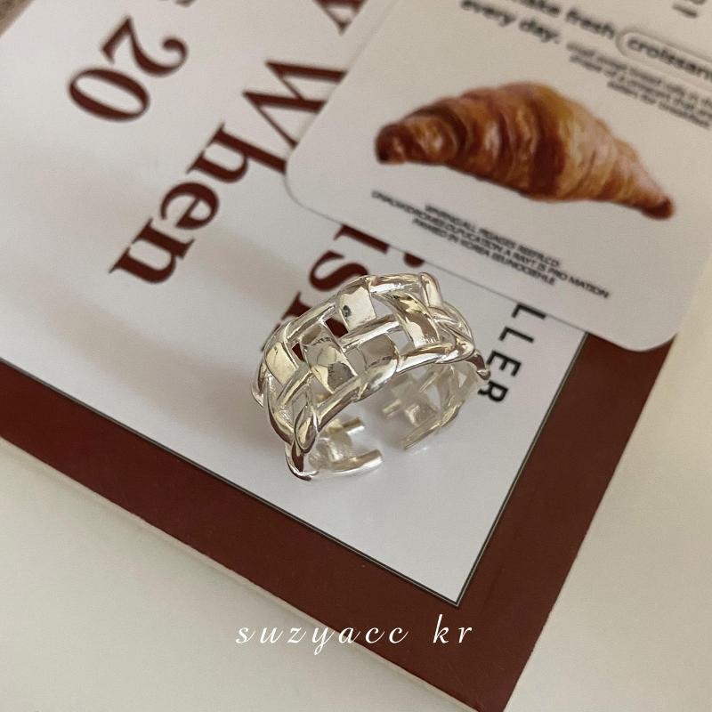 Light Luxury Minority Design Weaving Hollow Open Rings