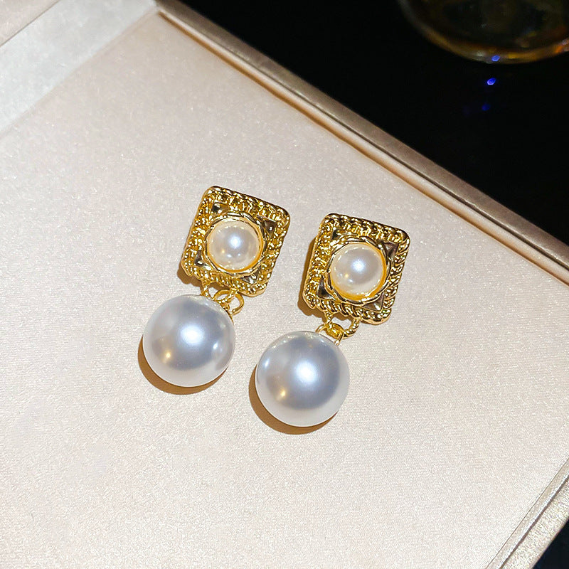 Cheese Pleated Fashionable Casual Style Ear Hook Earrings
