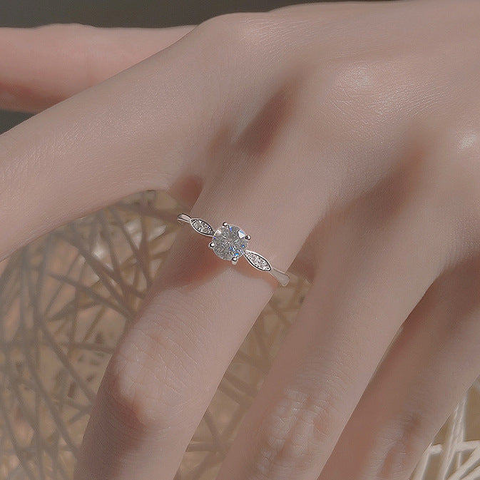 Women's Diamond Zircon Flash Simple High-grade Light Ring