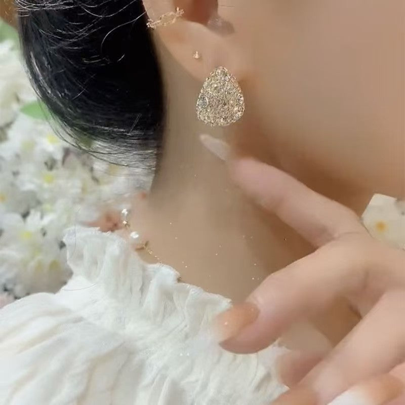 Super Flash Rhinestone Water Drop Ear High-grade Affordable Luxury Fashion Earrings