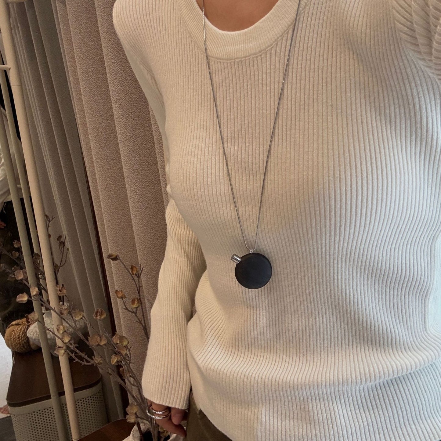 Women's Design Round Ebony Kettle For Retro Long Titanium Necklace