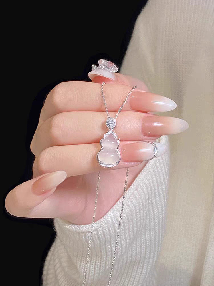 Light Luxury Minority National Style Clavicle Necklaces