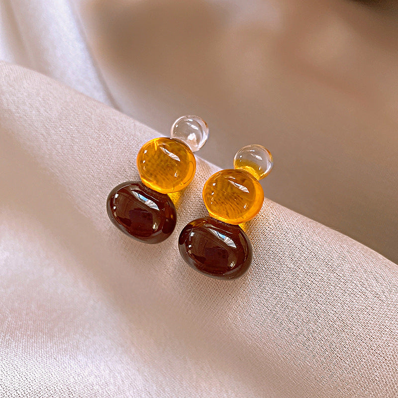 Women's Retro Coffee Color Style Light Luxury Temperament High Sense Stud Earrings