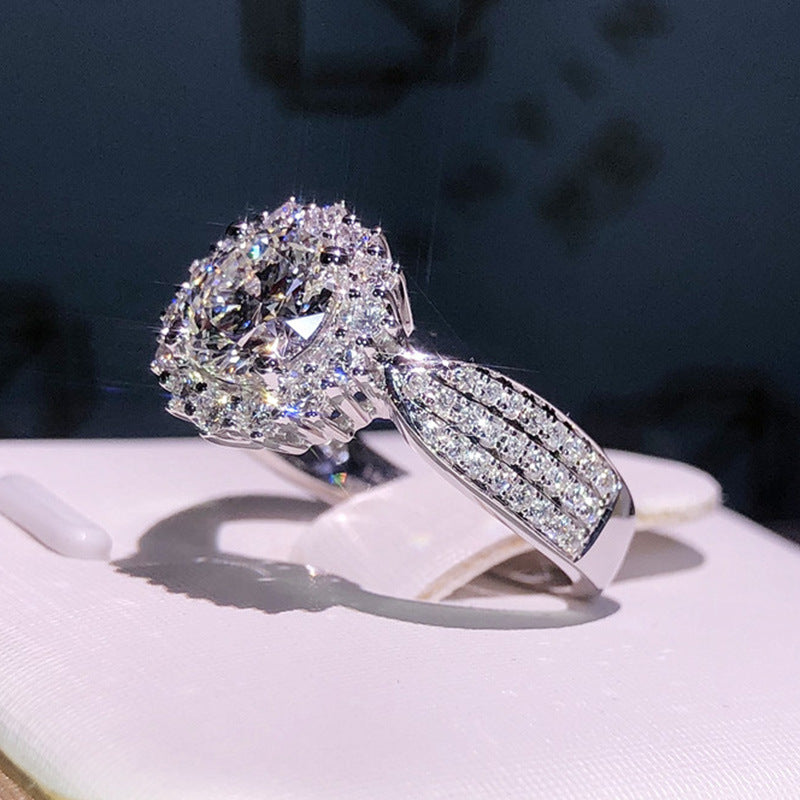 Women's Exquisite Starry Zircon Fashion Wedding Ring