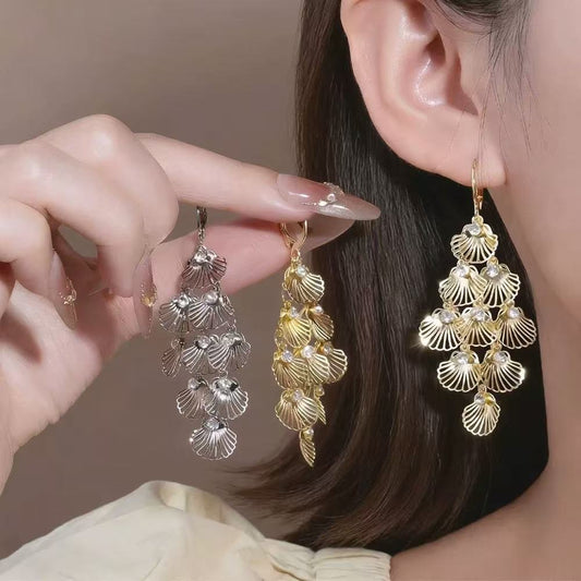 Women's Vacation Style Petal Fringed Retro Elegant Earrings