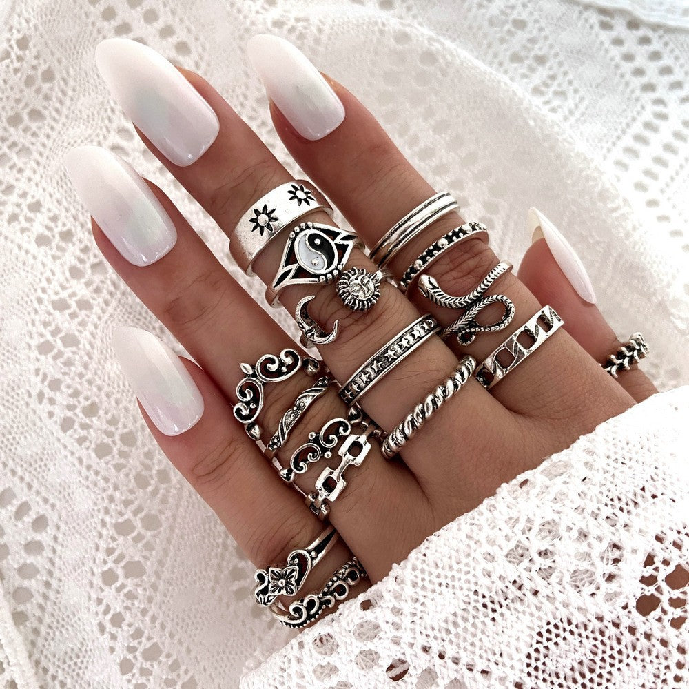 Vintage Crying Face Set Poker Hollow Rings