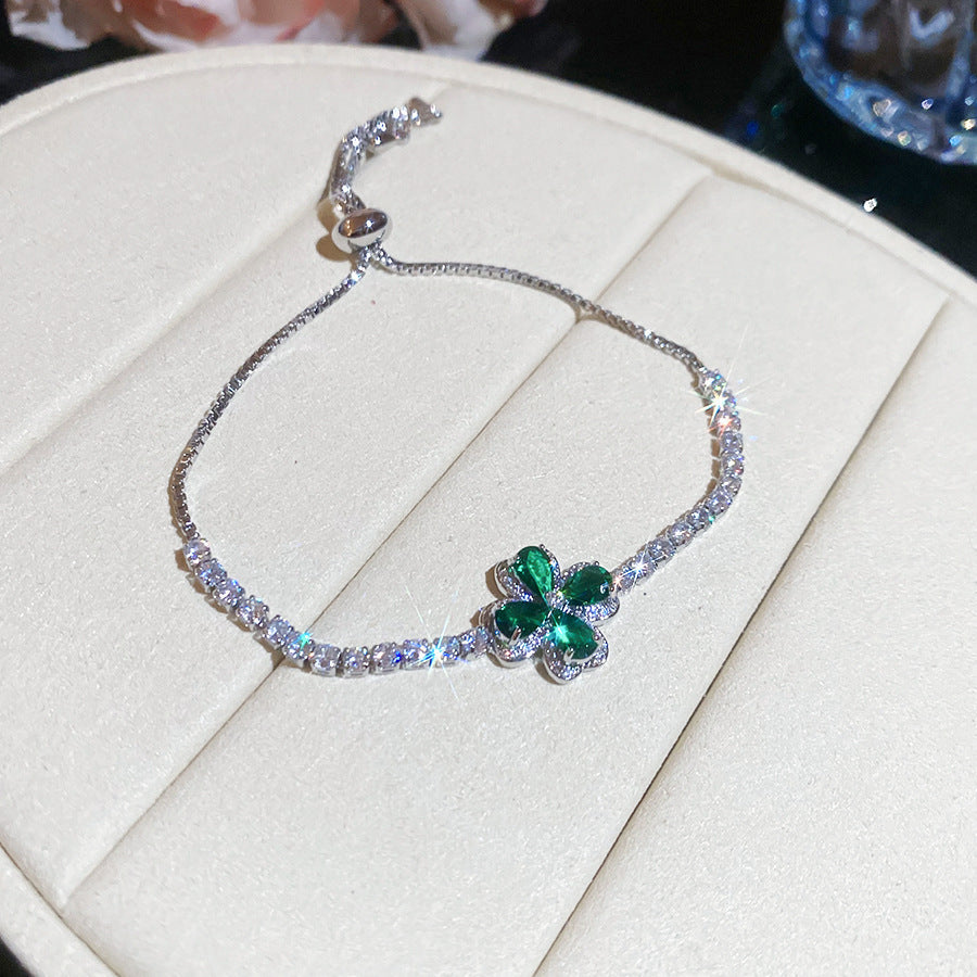 Women's Heart-shaped Zircon Adjustable Simple Fashion Light Luxury Bracelet