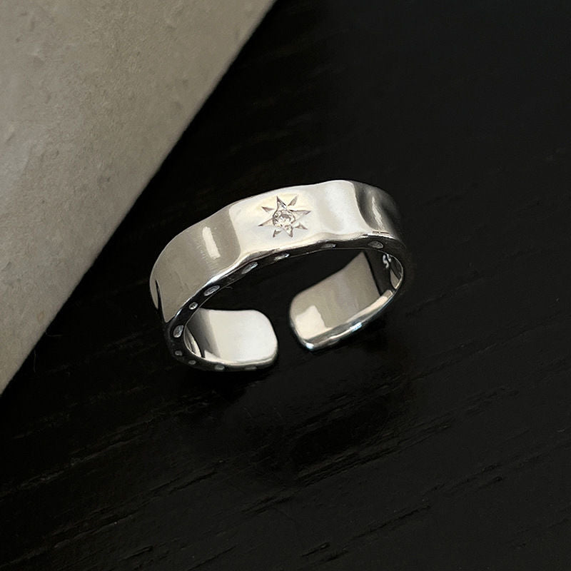 Ocean Style Sterling Sier Female Shell Shape Opal Stone Niche Ring