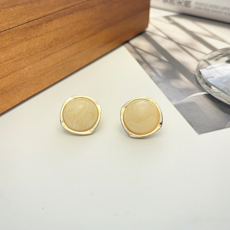 Women's Retro Blooming Acrylic Curved For Simple Stud Earrings