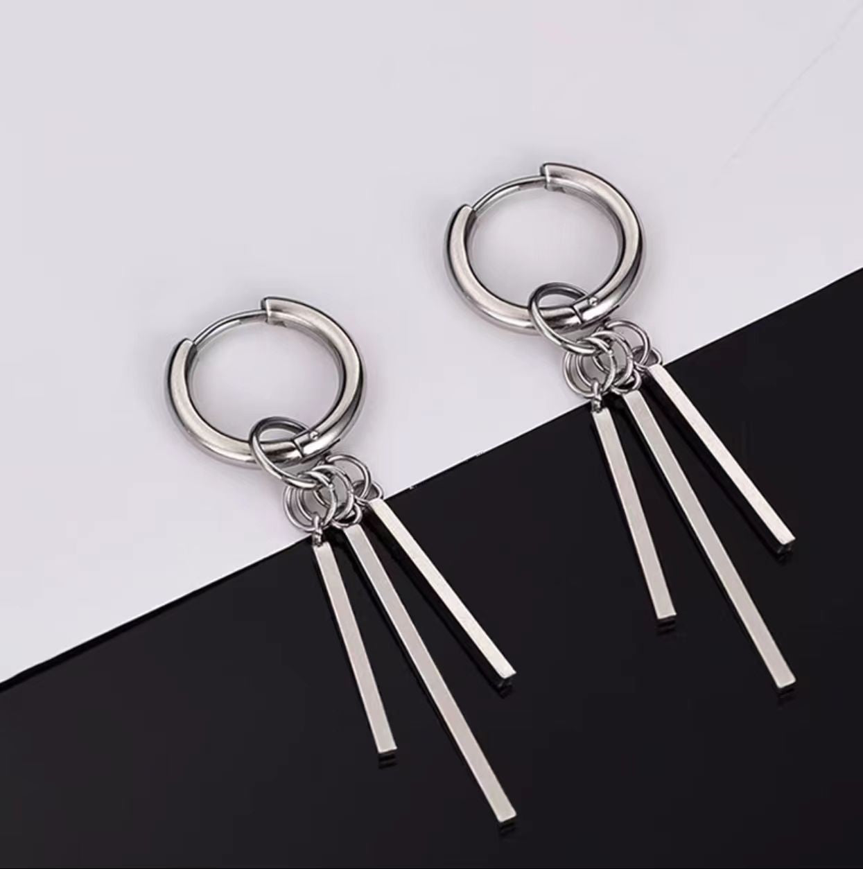 Men's Hip Hop Clip Punk Eardrops Female Three Straight Stick Square Rings