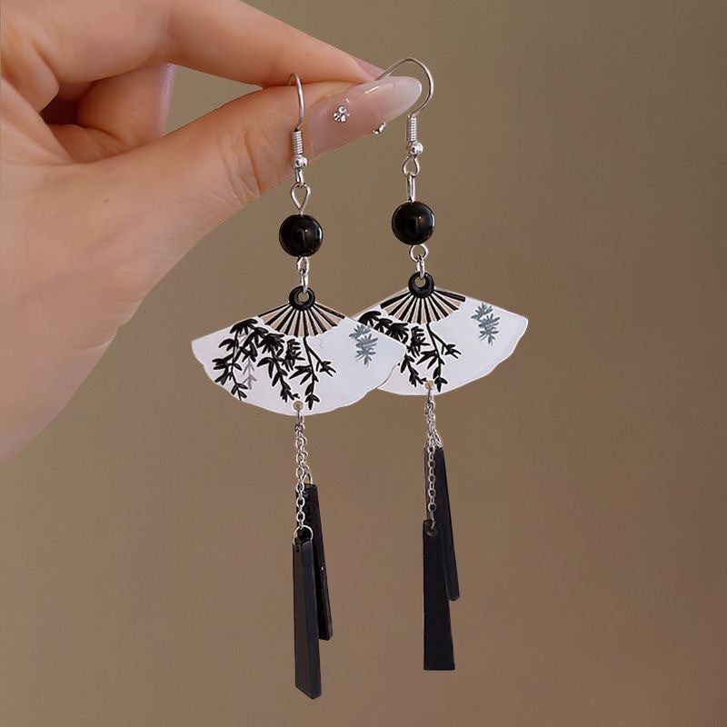 National Fan-shaped Shell Tassel Elegant No Ear Piercing Required Earrings