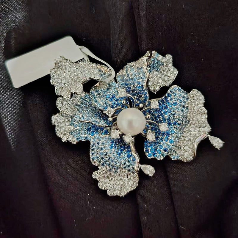 Dream Purple Zirconium Flower-de-luce Brooch Gold Light Brooches