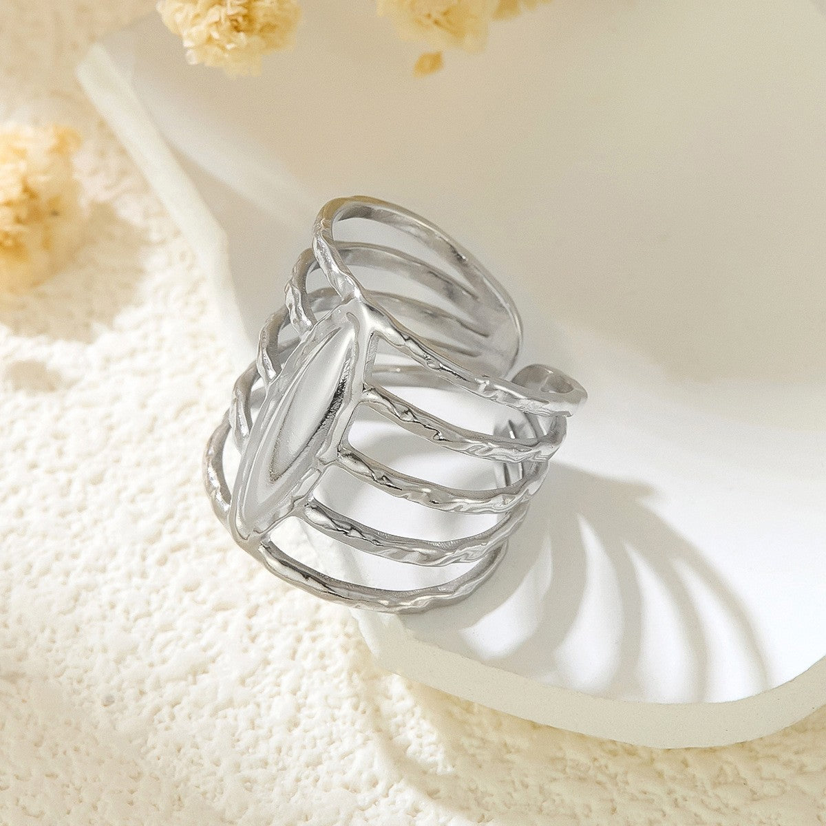 Stainless Steel Irregular Line Love Heart-shaped High-grade Ring