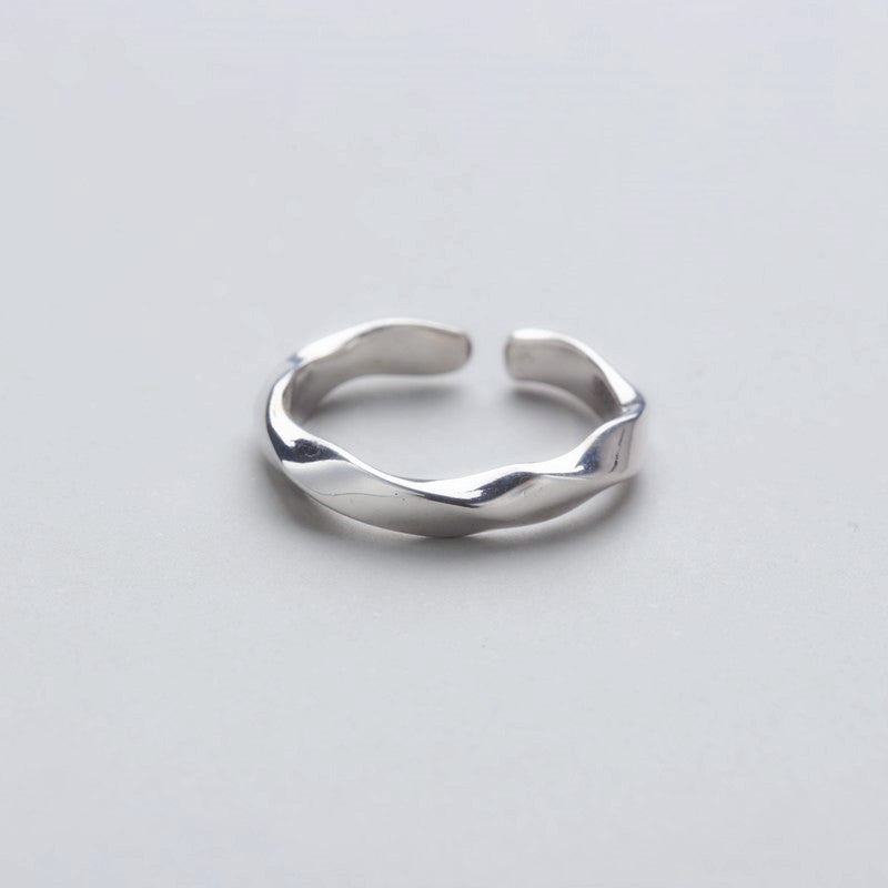 Mobius Strip Wave Twisted Open Korean Ring