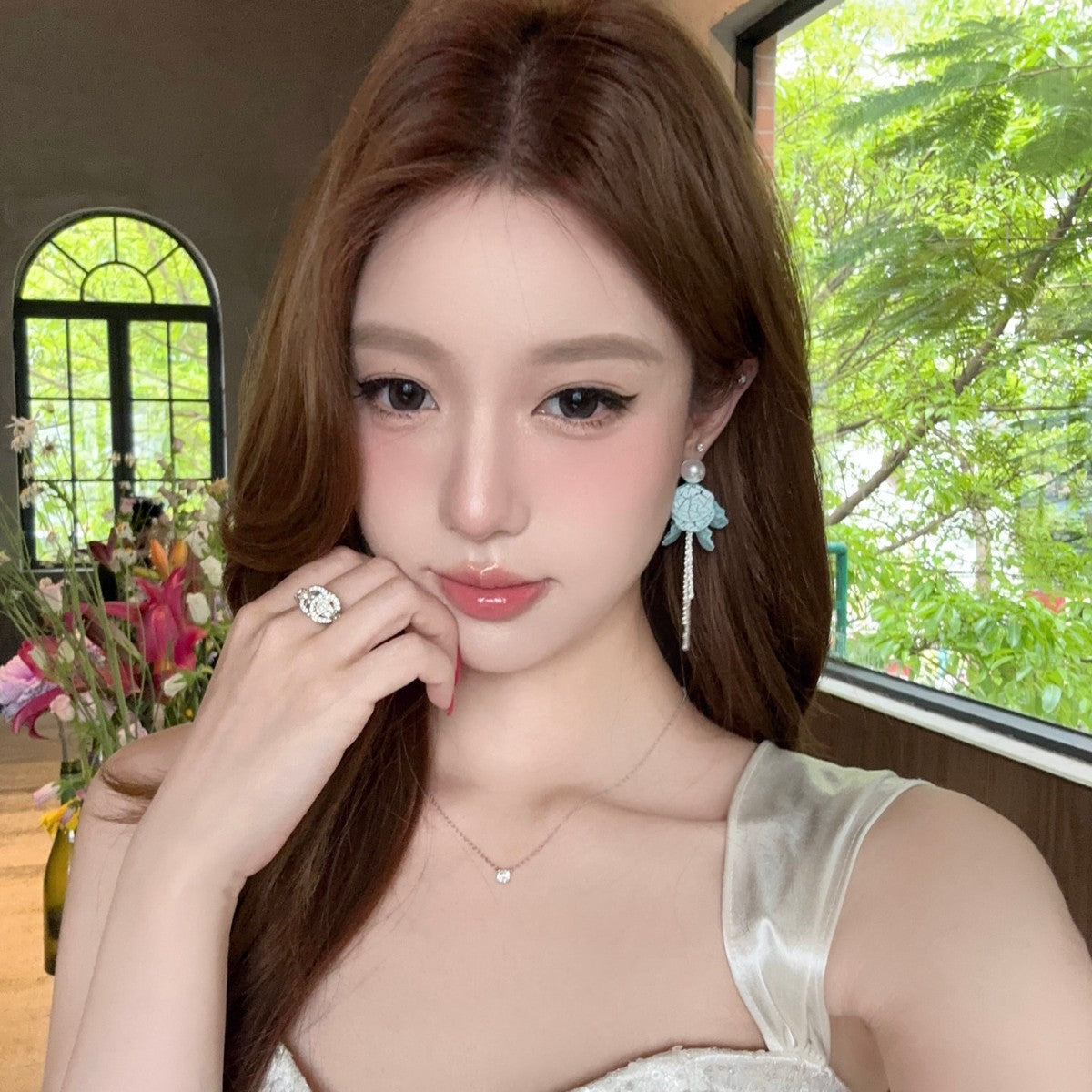 Miss Vivian Pearl Shell Tassel French Style Vacation Earrings