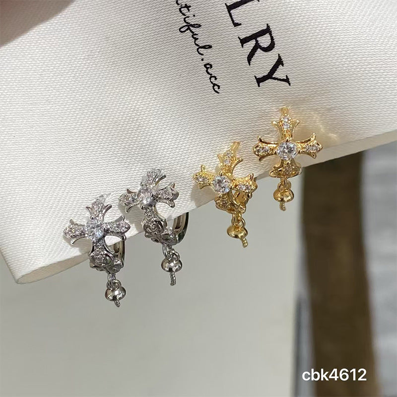 Women's Light Luxury High-grade Bow Cross Clover Pearl For Eardrop Stud Earrings