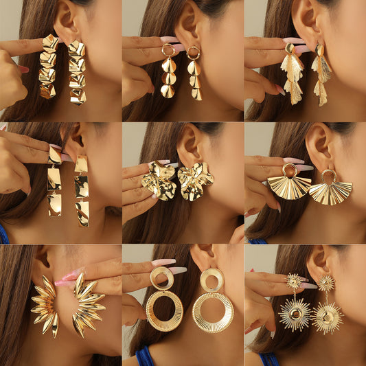 Women's Fashion Design Metal Glossy Surface Folding Ear Stud Earrings
