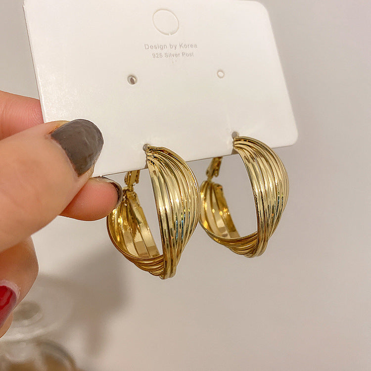 Women's Needle Round Curved Geometric Ear Retro Personalized Temperamental Light Luxury Earrings