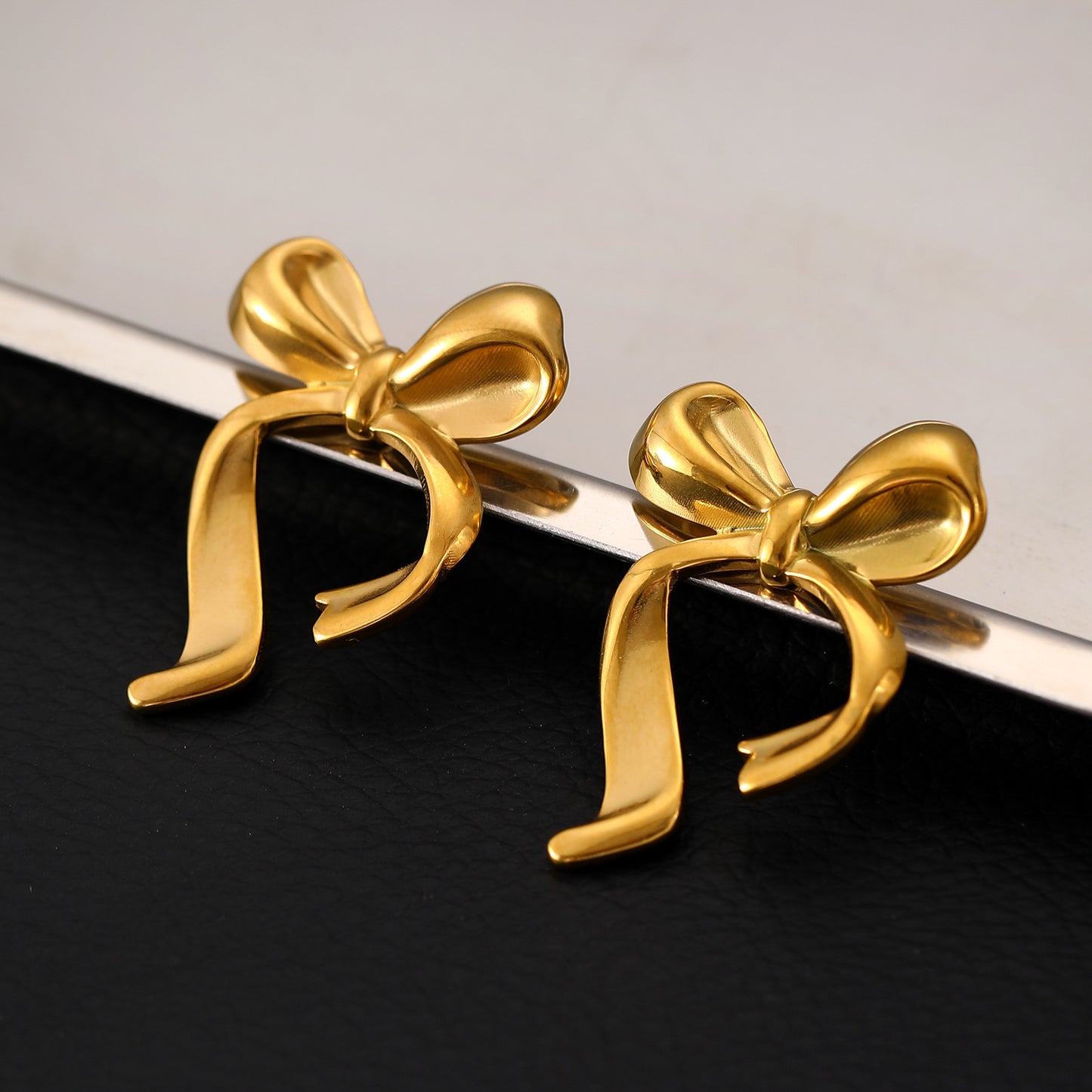 Women's Bow Stainless Steel Light Luxury High-grade Earrings