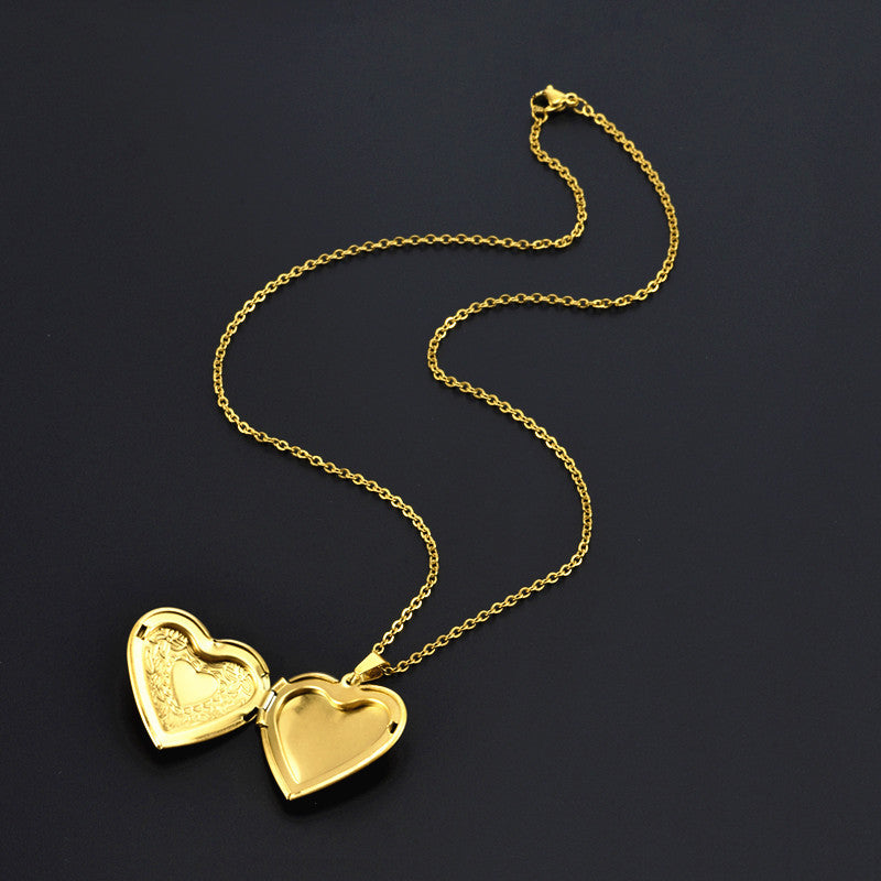 Gold-plated Heart-shaped Open Box Thin Flip Necklaces