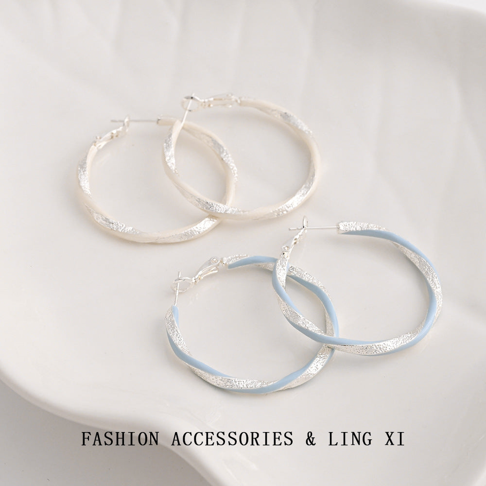 Geometric Circle Winding Personalized Golden Minority Fashion Ear Affordable Luxury Earrings
