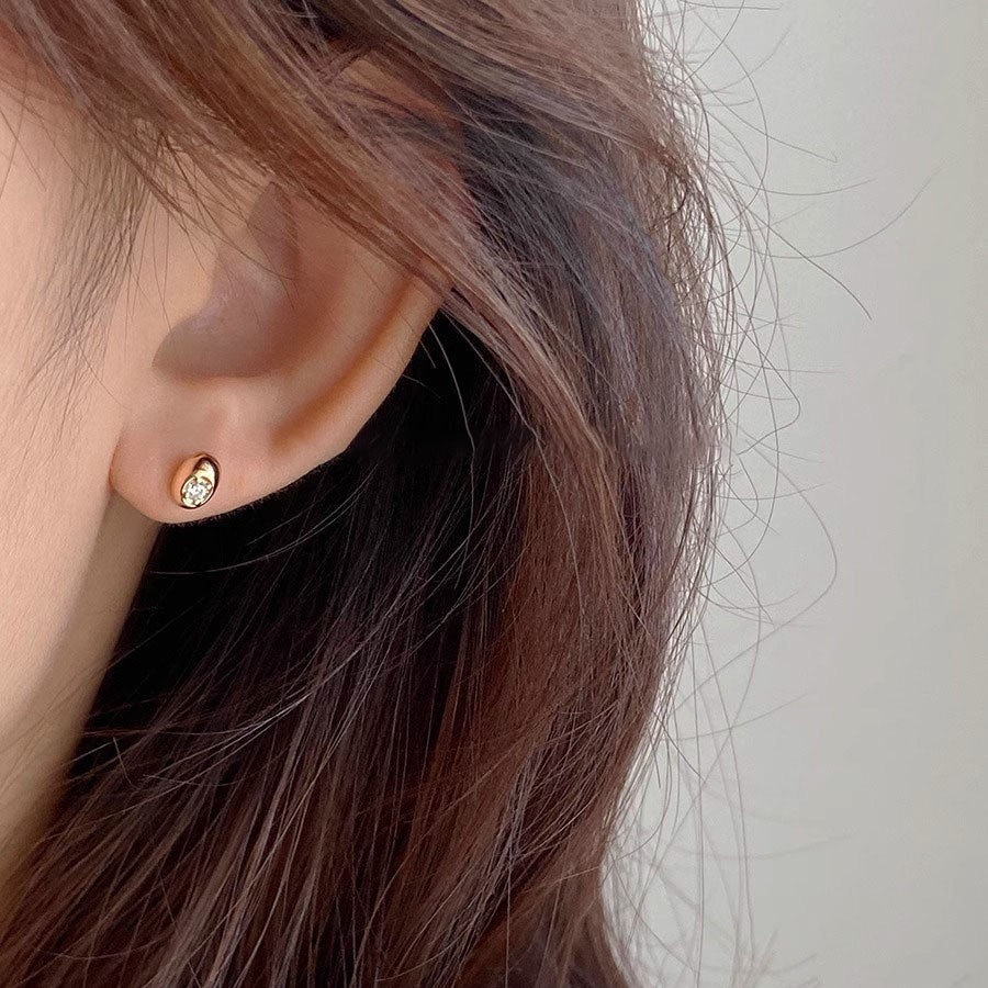 Women's Exquisite Small Zircon Simple Cute High Sense Ear Stud Earrings