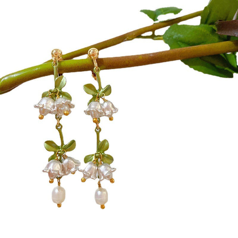 Women's Mori Style Lily Grass Pearl Sier Pin Earrings