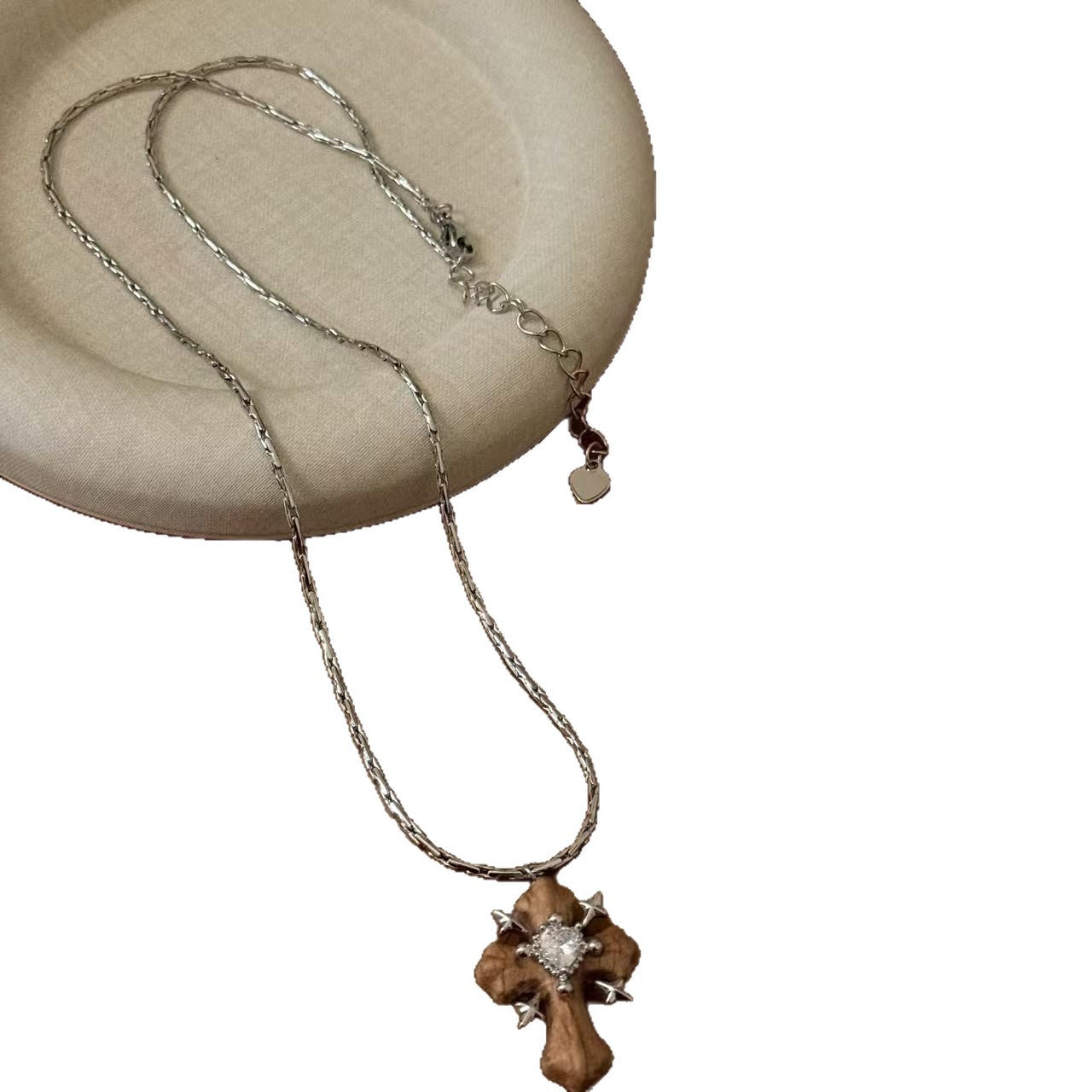 Female Niche Sweet Cool Hot Temperament Necklaces