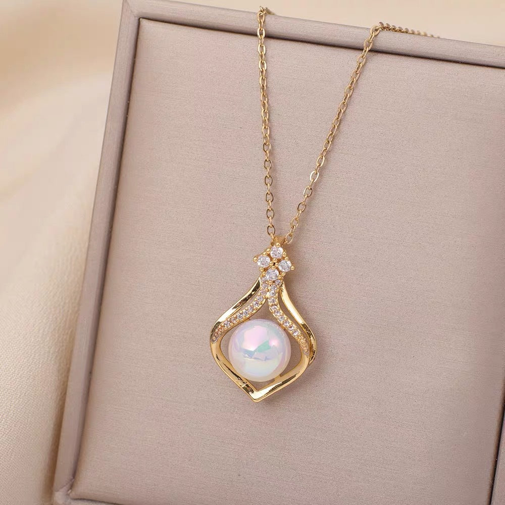 Women's Coin Purse Pearl High-grade Fashionable Elegant Design Titanium Necklaces