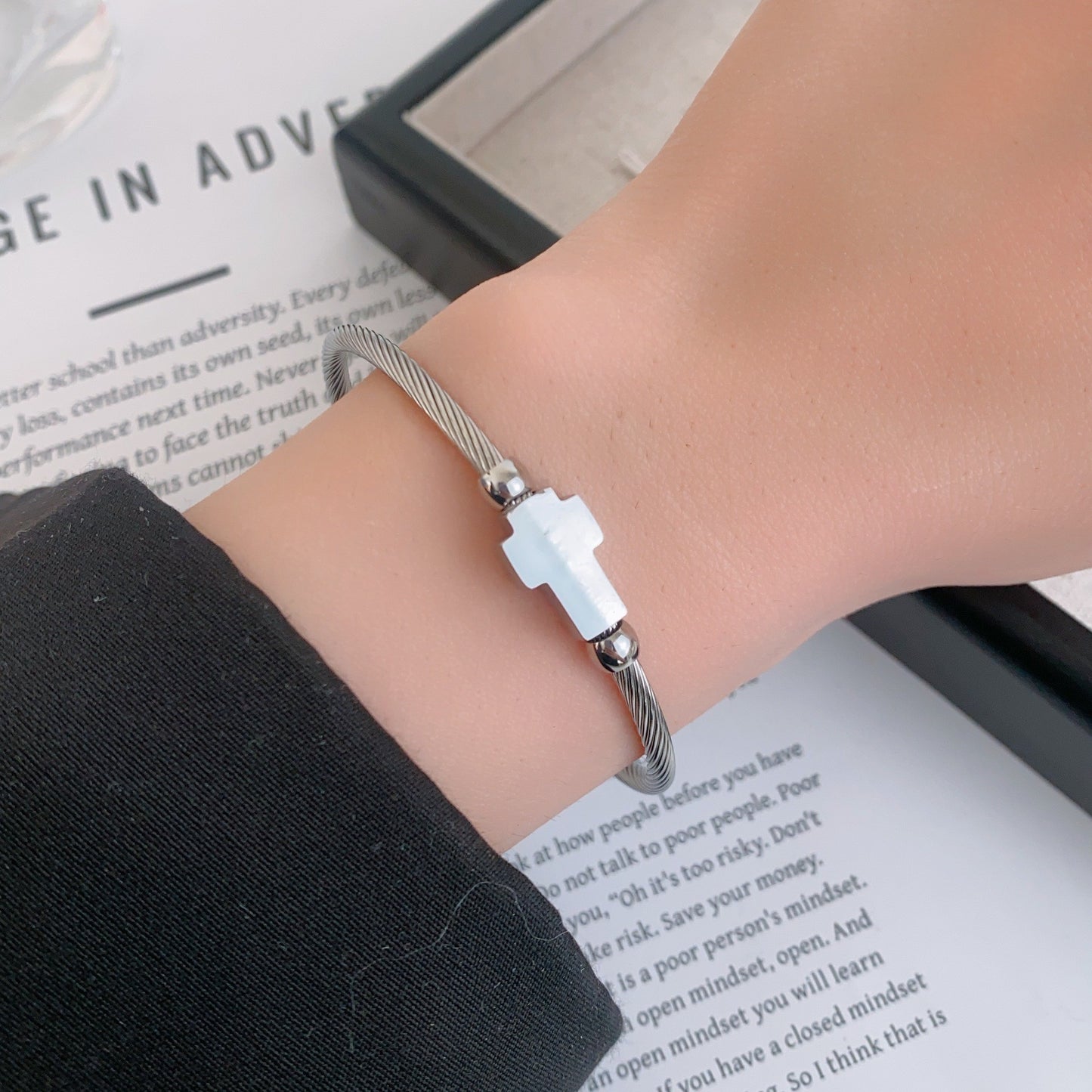 Style Love Star High-grade Retro Exquisite Versatile Personality Bracelet