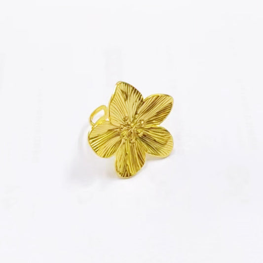 Matte Retro Gold Stainless Steel Flower Metal High-grade Earrings