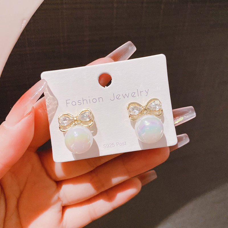 Women's Pearl Unique Design Light Luxury Zircon Earrings