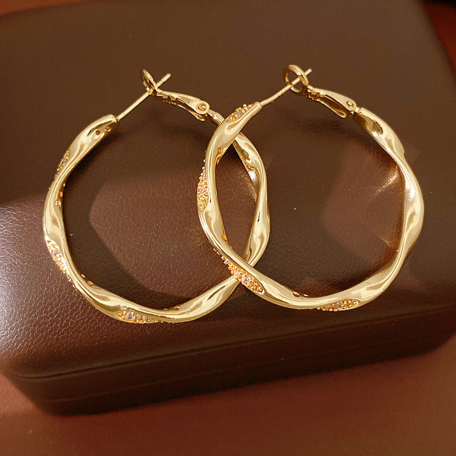 Gold Electroplated Sier Needle Inlaid Zircon Twisted Round Light Luxury Stud Earrings