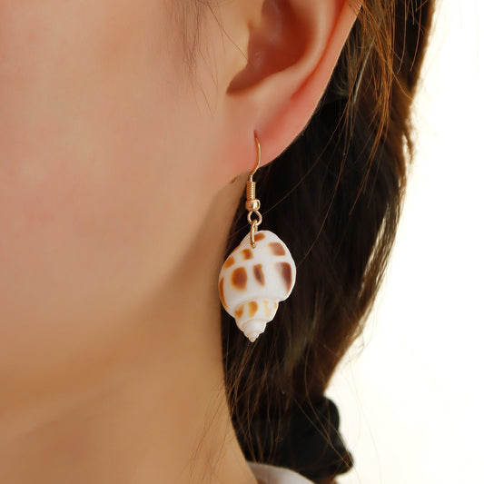 Women's Retro Style Sexy Conch Simple Fashion Earrings