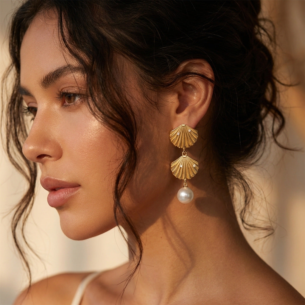 Women's Exaggerated Shell Eardrops Niche Holiday Ocean Earrings
