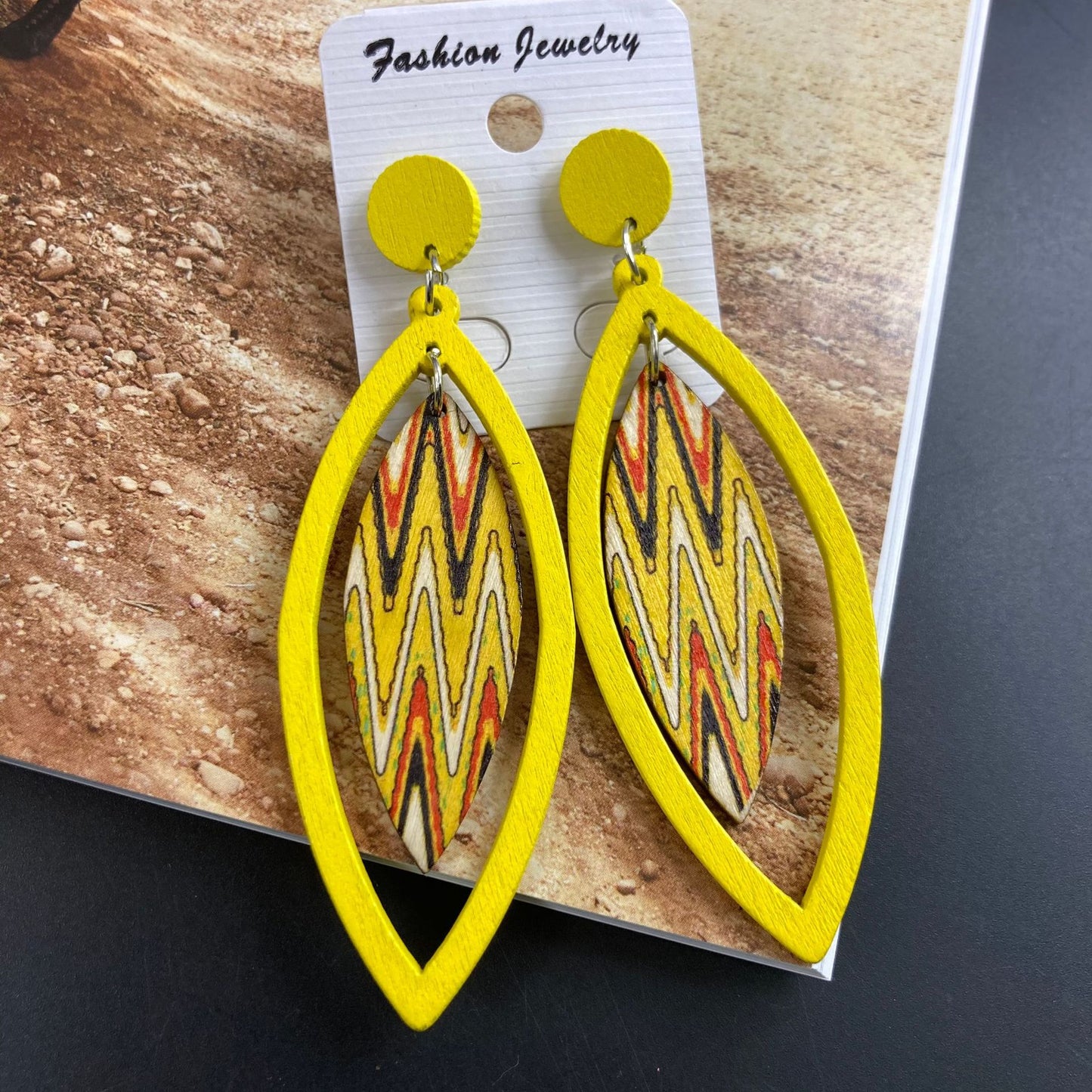 Bohemian High-key Eardrop Wooden Leaves Geometric Earrings