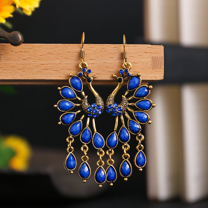 Women's Creative Retro Ethnic Fashion Bohemian Color Resin Gem Peacock Rings