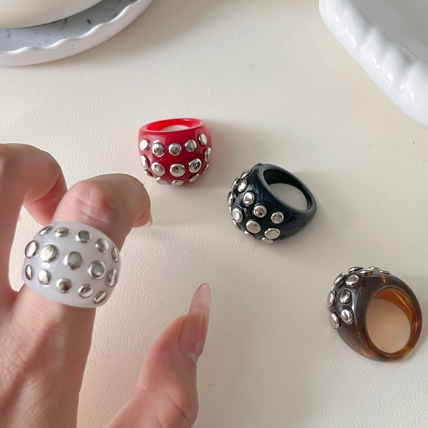 Vintage Rivet Resin Personality Fashion Design Rings