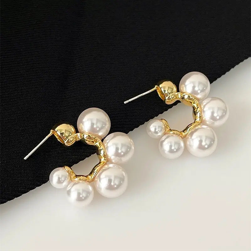 Women's French Retro Gradient Pearl Shaped High-grade Irregular Earrings