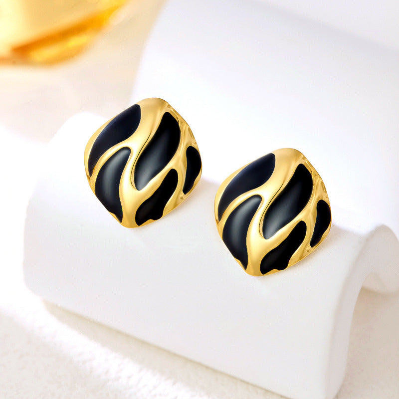 Women's Luxury Geometric High-grade Golden Dripping Fashionable Earrings