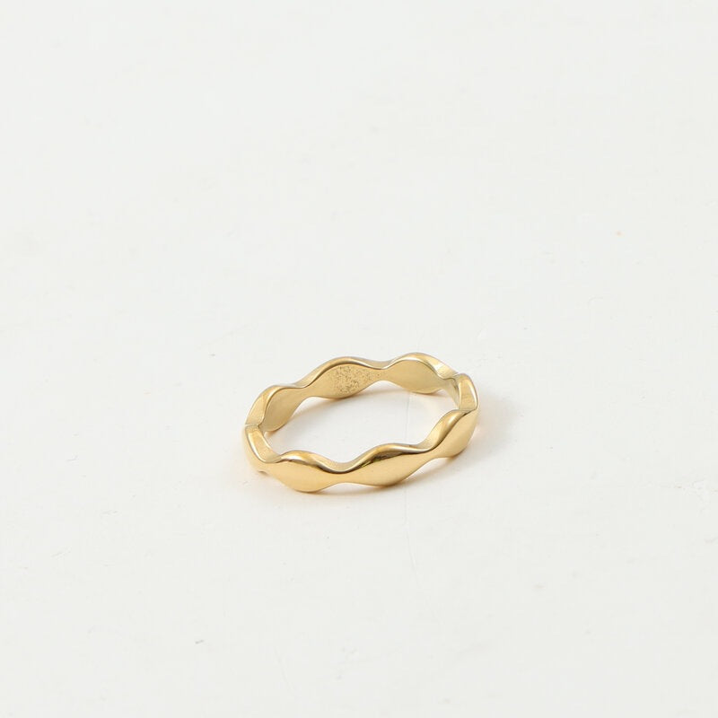 Arc Wave Titanium Steel Gold Plating Bracelet