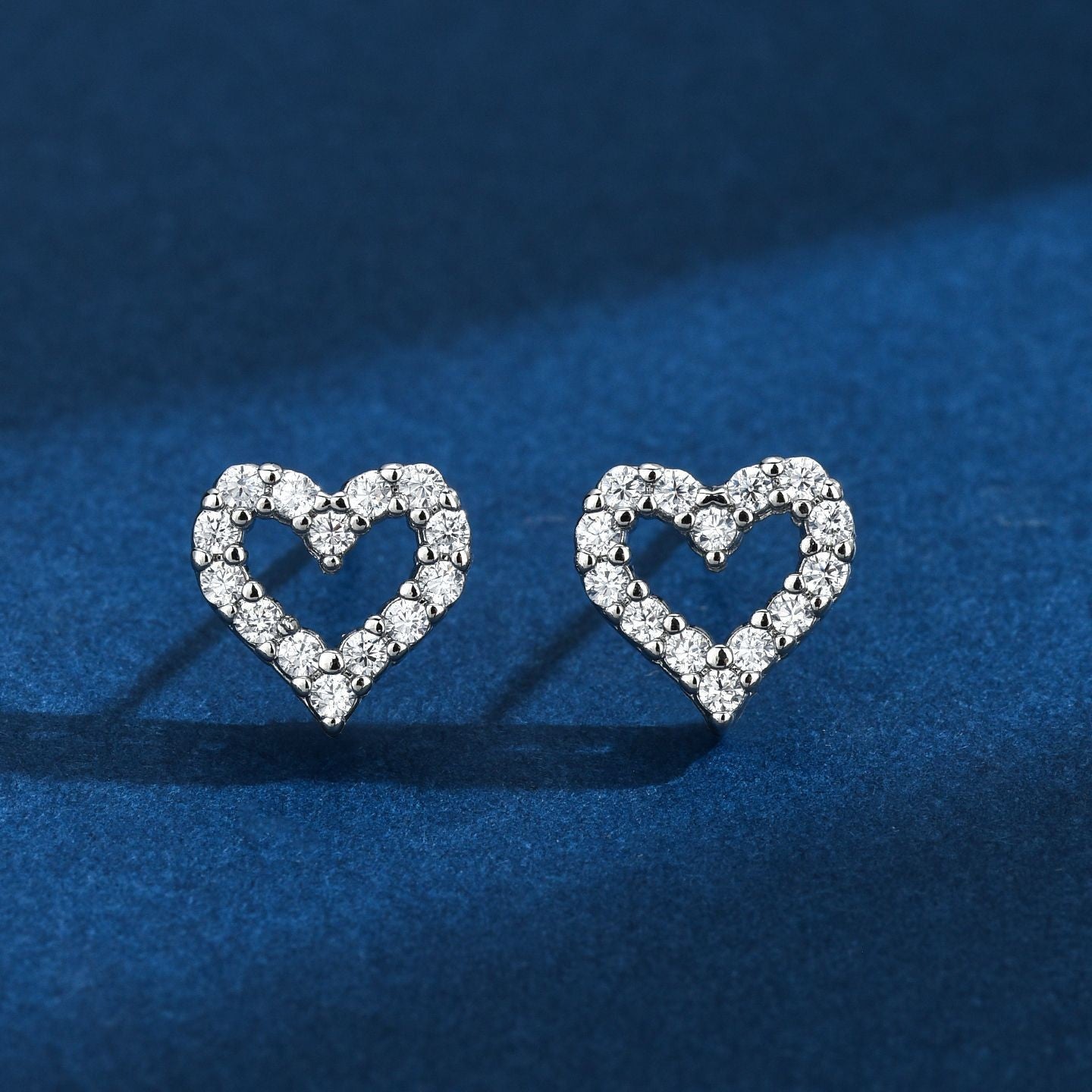 Women's Copper Plated Gold Micro Inlaid Zircon Stud Earrings