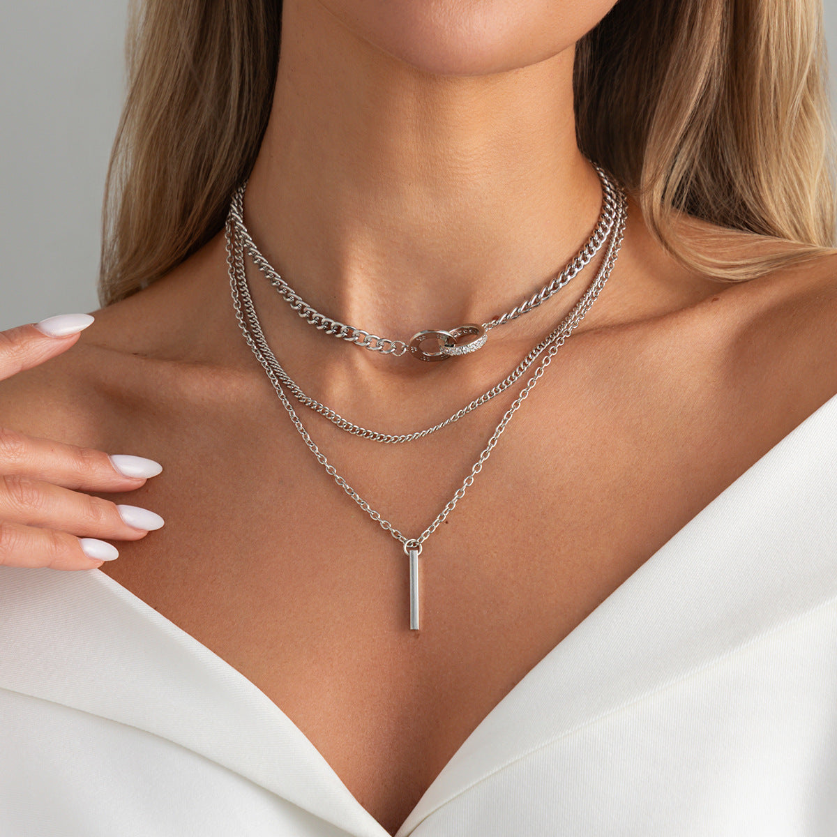Women's Fashion Commuter Geometric Double Twin Personality Metal Flat Stick Necklace