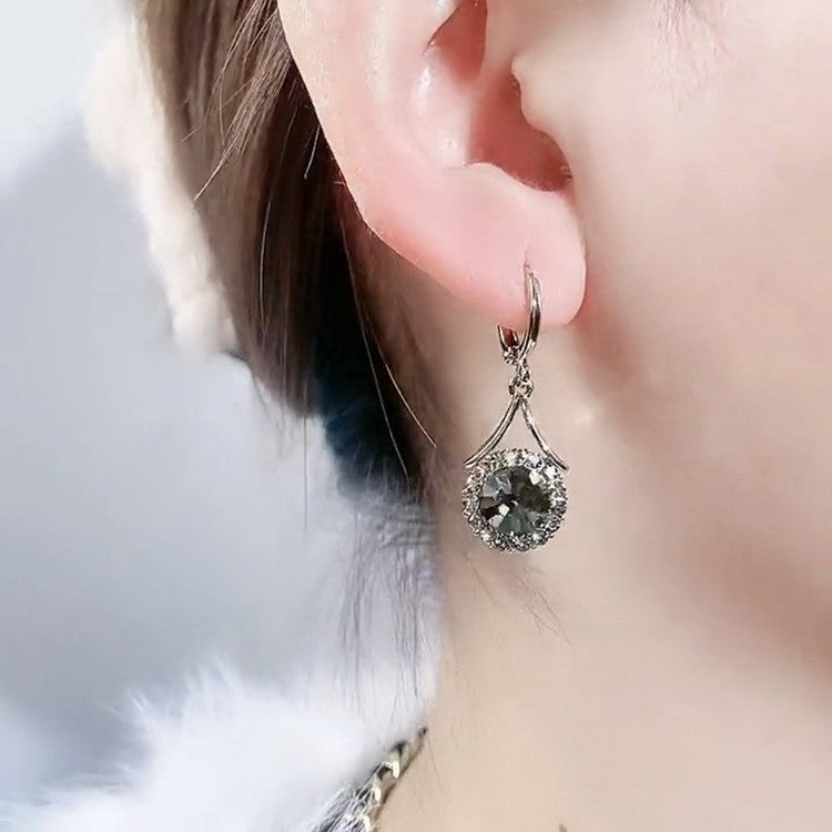 Personalized Minority Gray Full Diamond Retro Style High-grade Light Luxury Earrings